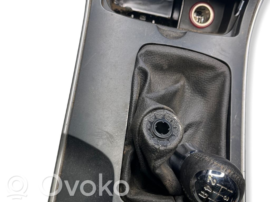 Mazda 6 Drążek / Pokrętło zmiany biegów 