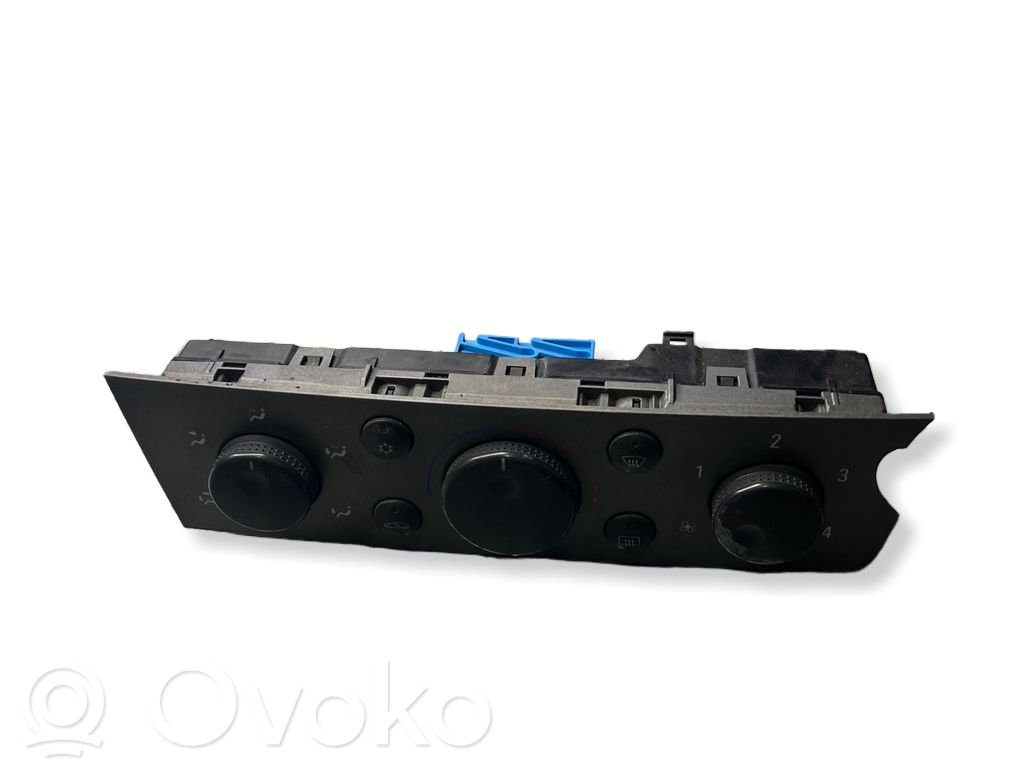 Opel Vectra C Climate control unit 