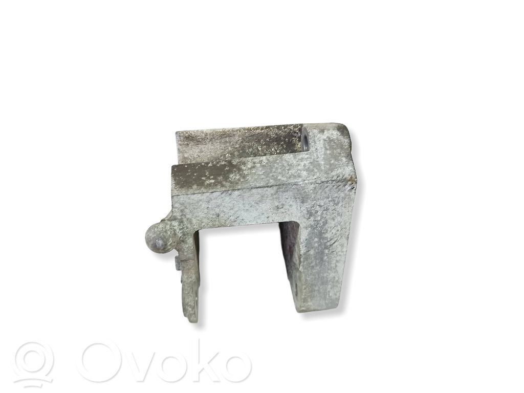 Engine mounting bracket   24459821