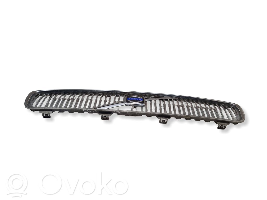 Volvo V50 Front grill 