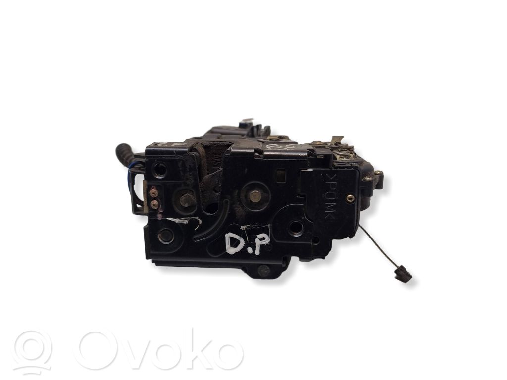 Volkswagen PASSAT B5.5 Etuoven lukko 