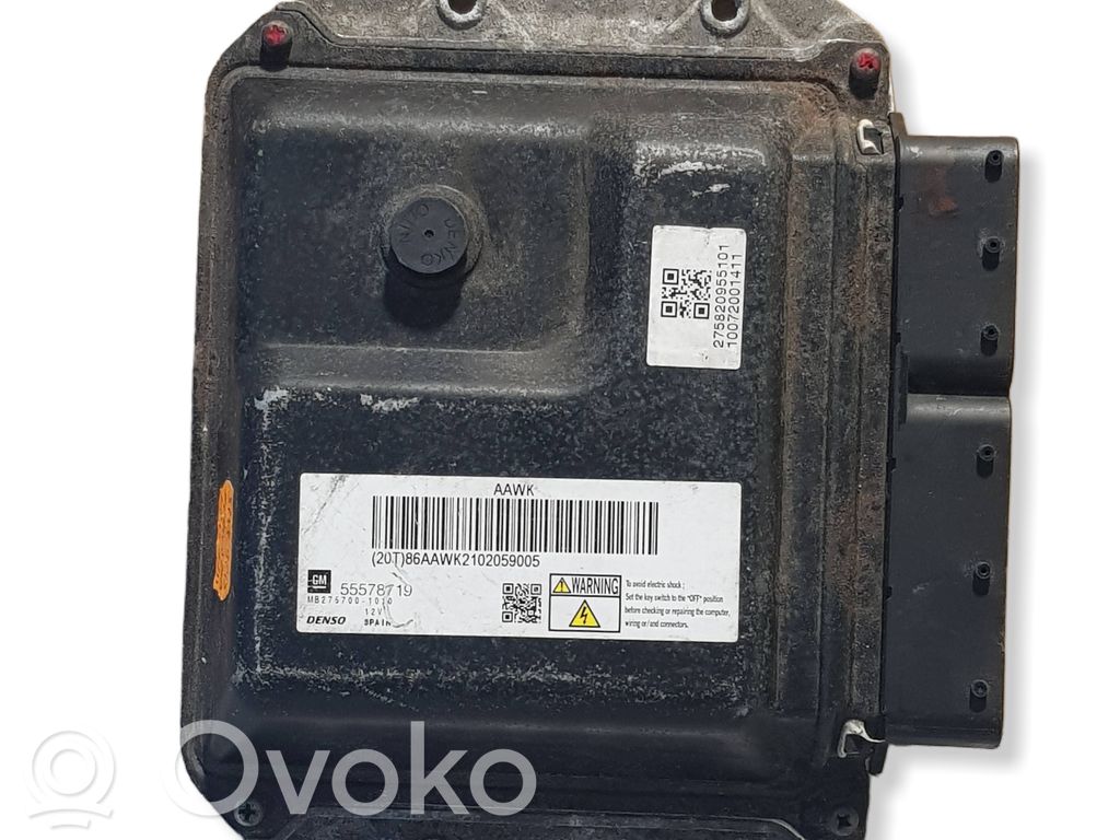 Opel Meriva B Engine control unit/module 