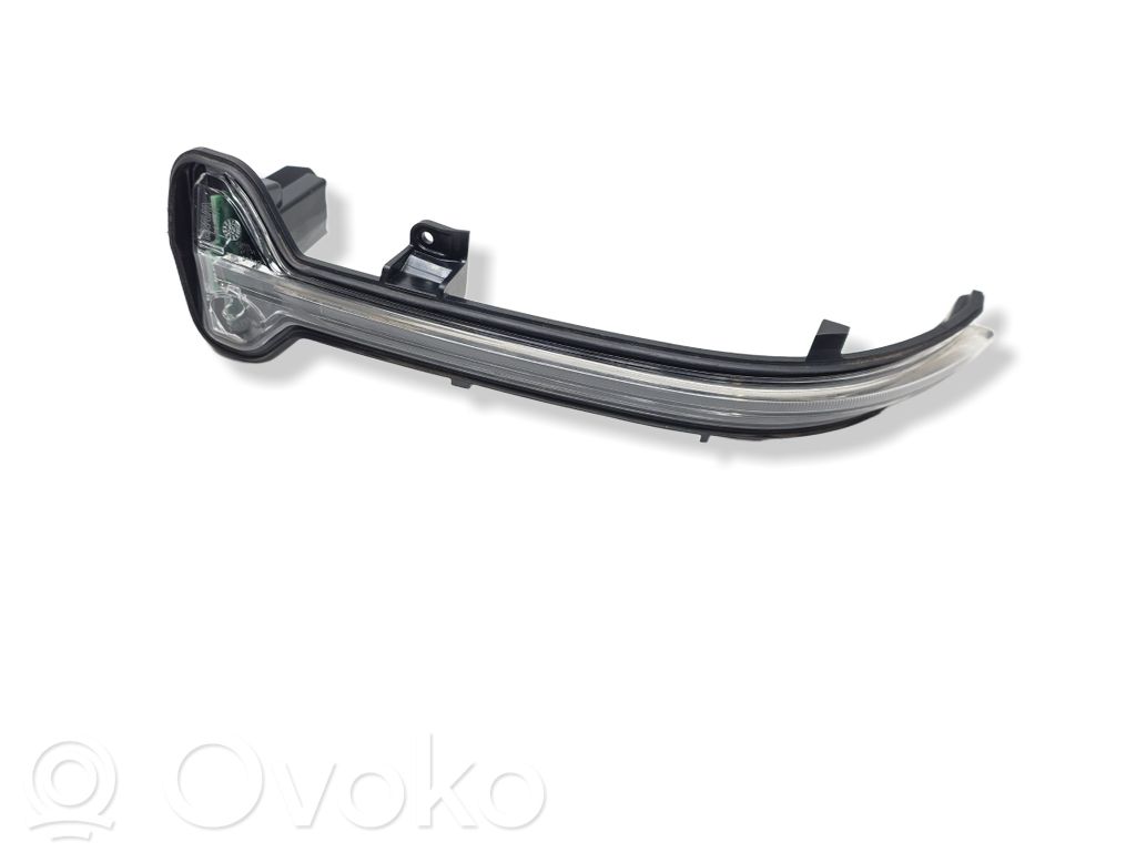 Mirror indicator light   7498159