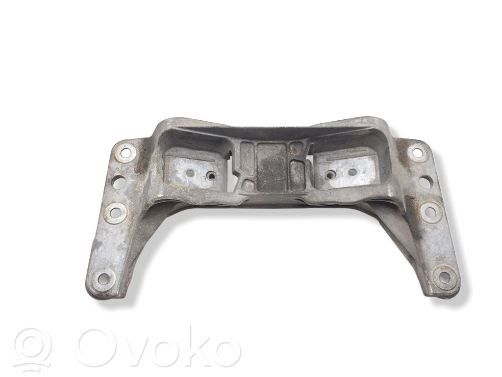 BMW 5 E60 E61 Gearbox mounting bracket 