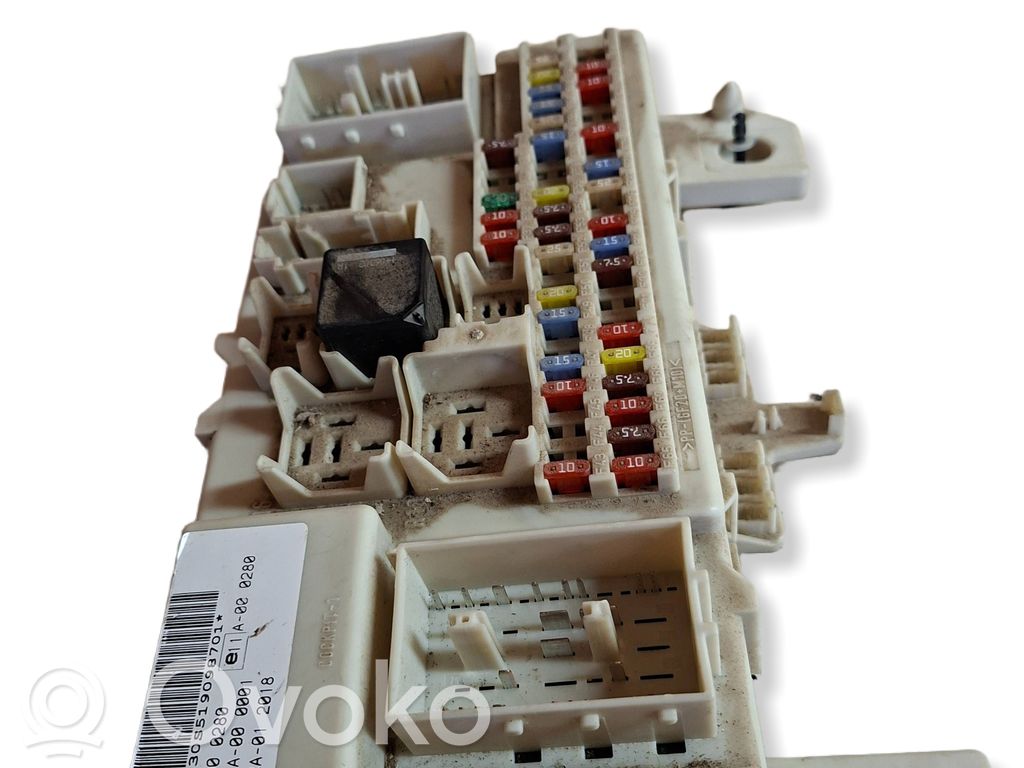 Ford C-MAX I Fuse module 