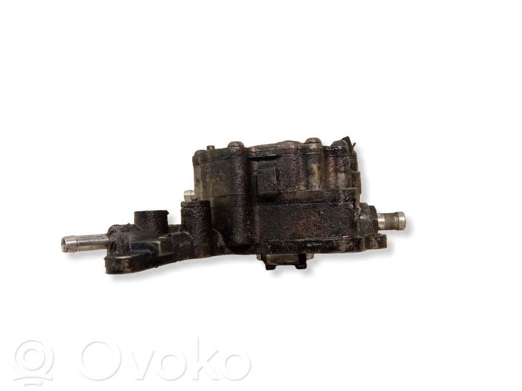 Volkswagen PASSAT B5 Vacuum pump 