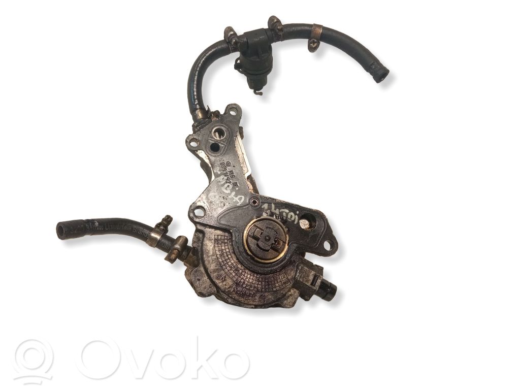 Skoda Fabia Mk2 (5J) Vacuum pump 