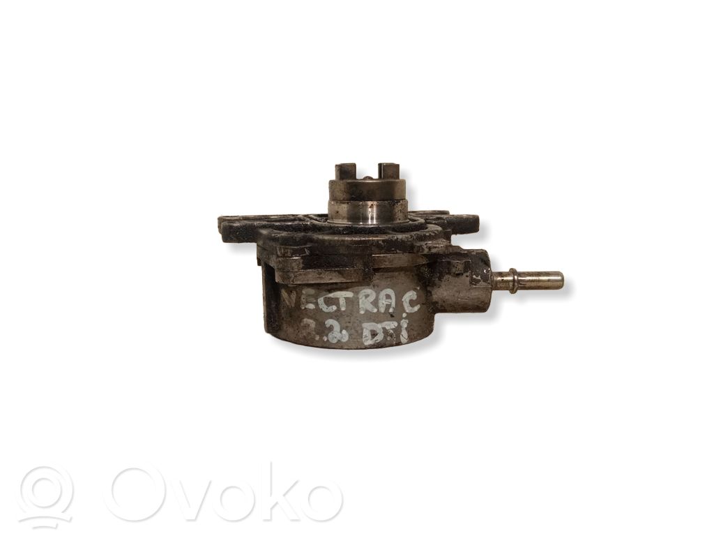 Opel Vectra C Vacuum pump 