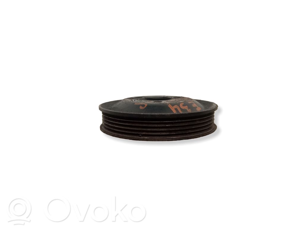 BMW 5 E34 Ohjaustehostimen pumpun hihnapyörä 