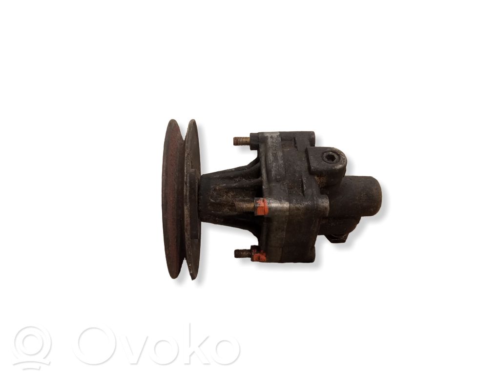Audi 80 90 S2 B4 Power steering pump 