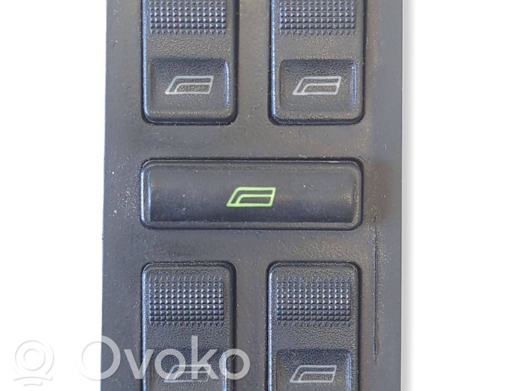 Audi 80 90 S2 B4 Electric window control switch 