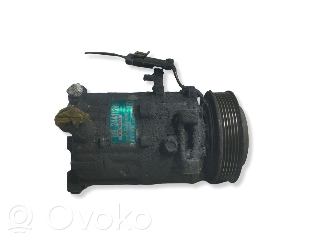 Opel Vectra C Air conditioning (A/C) compressor (pump) 