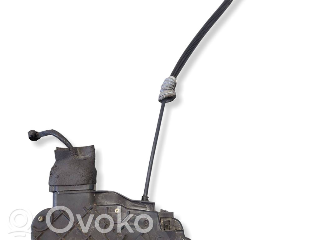 Volvo S40 Front door lock 