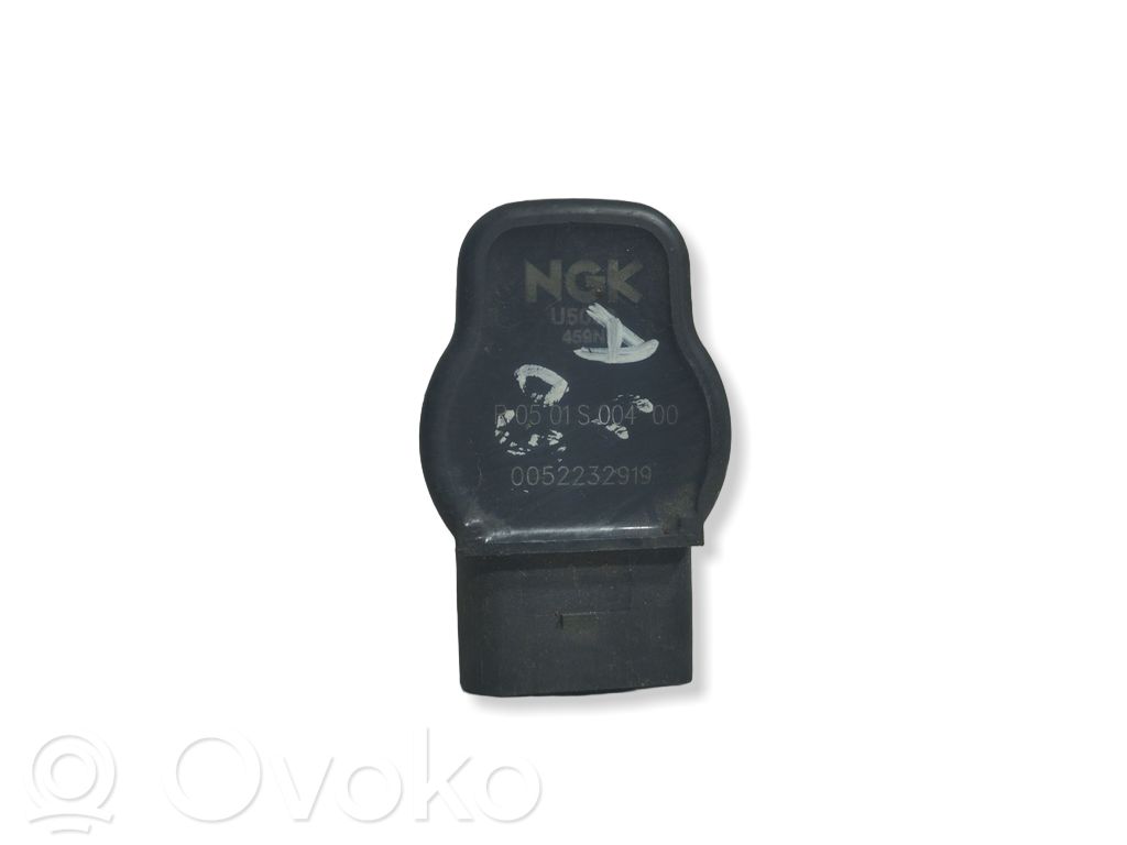 Audi A4 S4 B7 8E 8H Bobină aprindere 