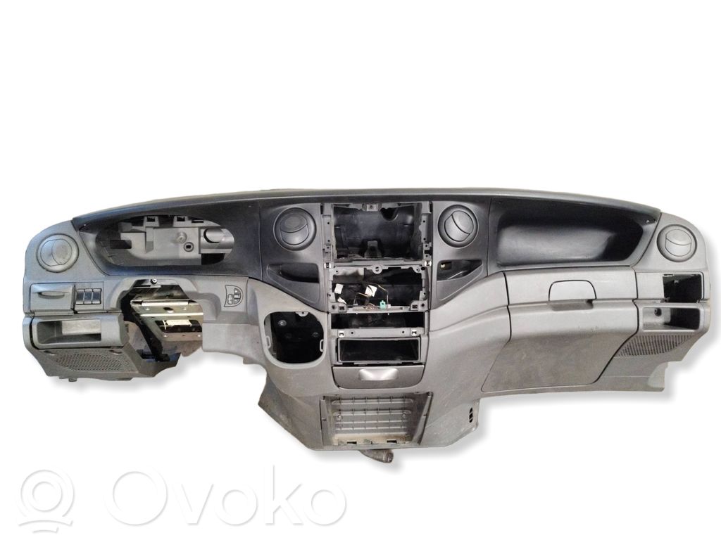 Iveco Daily 5th gen Panel de instrumentos 