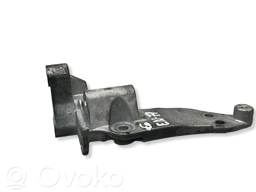 Base (soporte)   JN1Q10K018AA