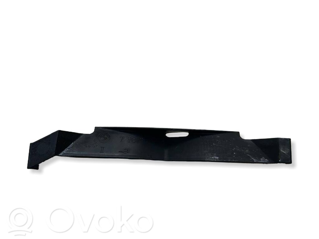 BMW 3 E46 Cita veida dzinēja nodalījuma detaļa 