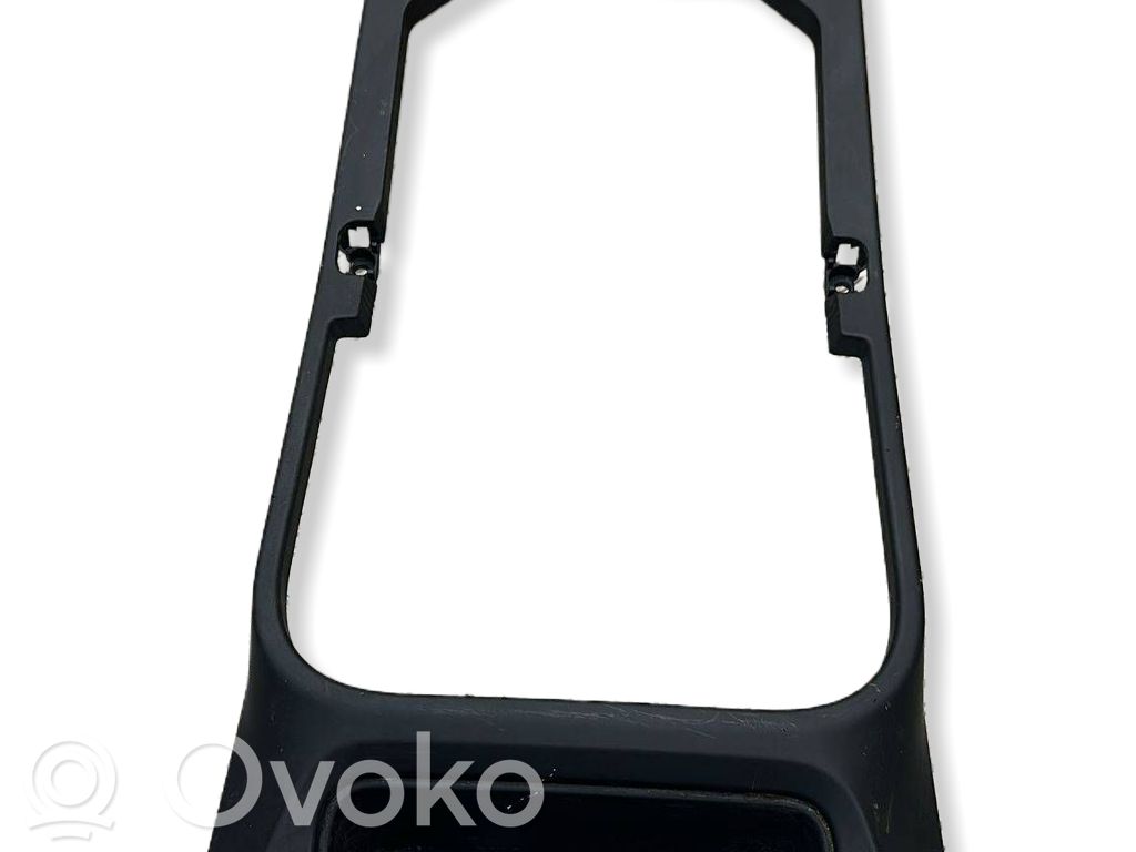 Jaguar I-Pace Other center console (tunnel) element 