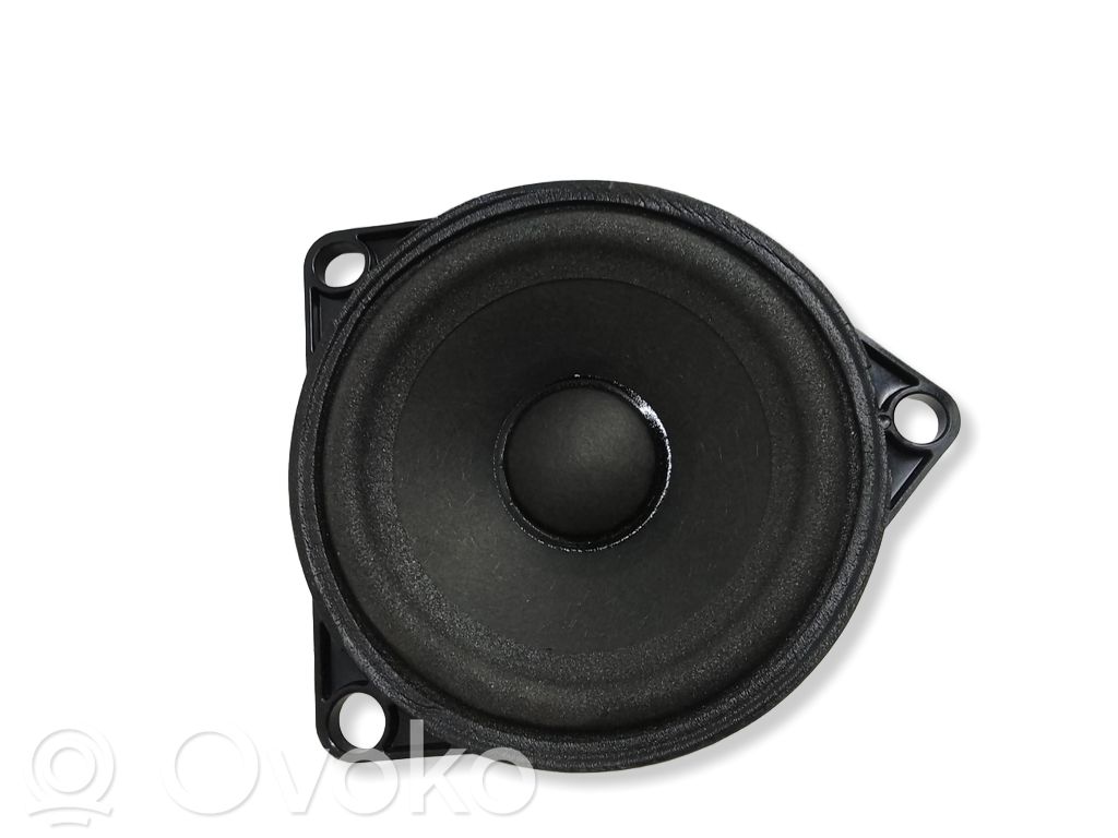 Volvo XC40 Altavoz de la puerta delantera 