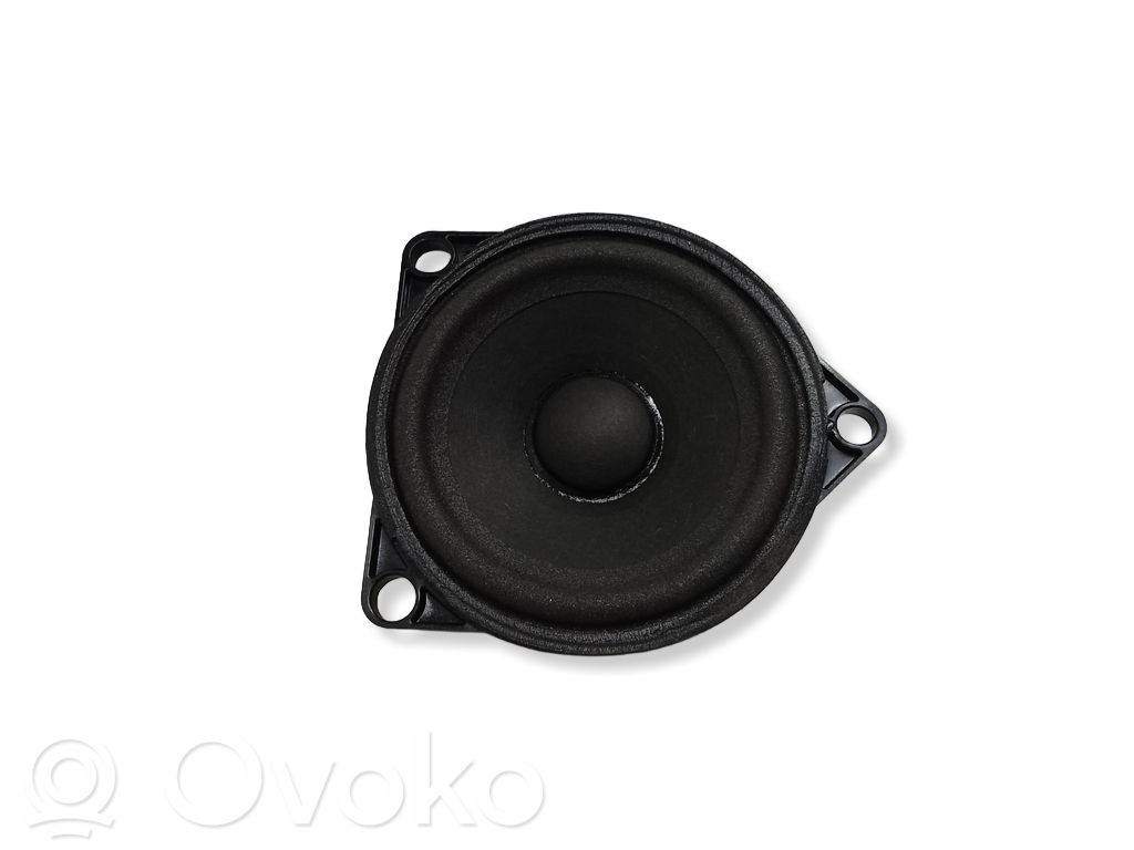 Volvo XC40 Altavoz de la puerta delantera 