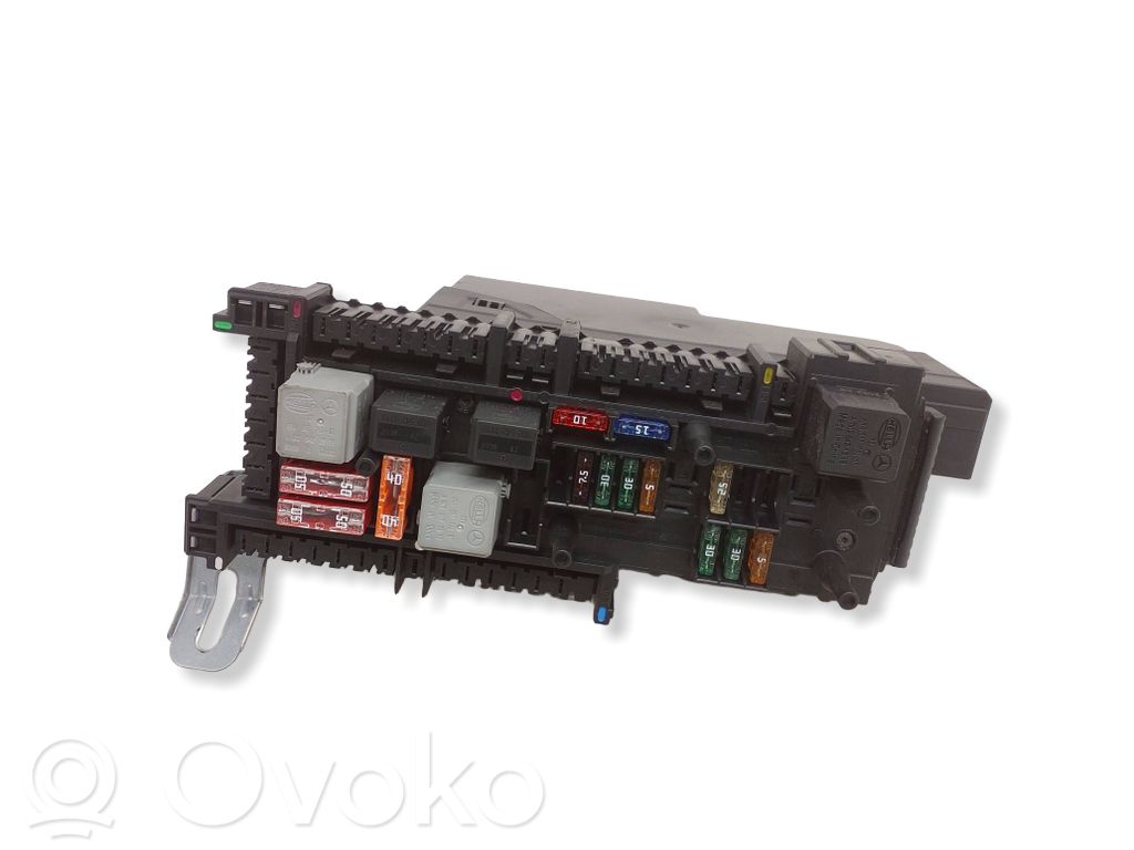 Mercedes-Benz CLS C218 X218 Fuse module 