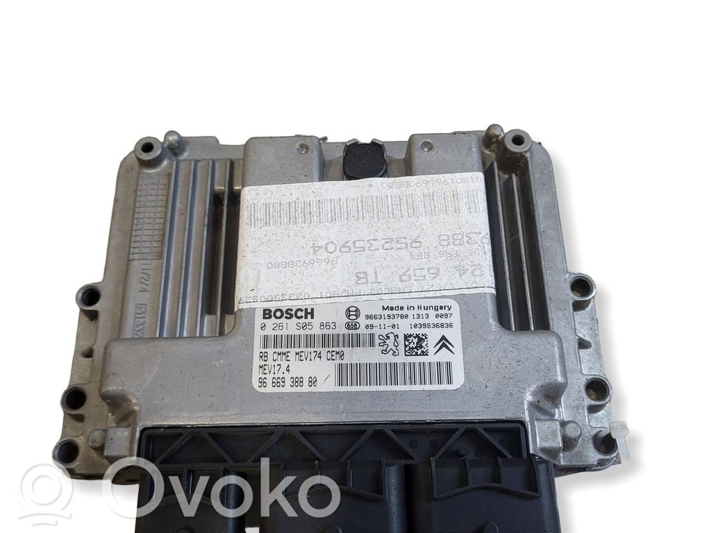 Peugeot 3008 I Engine control unit/module 