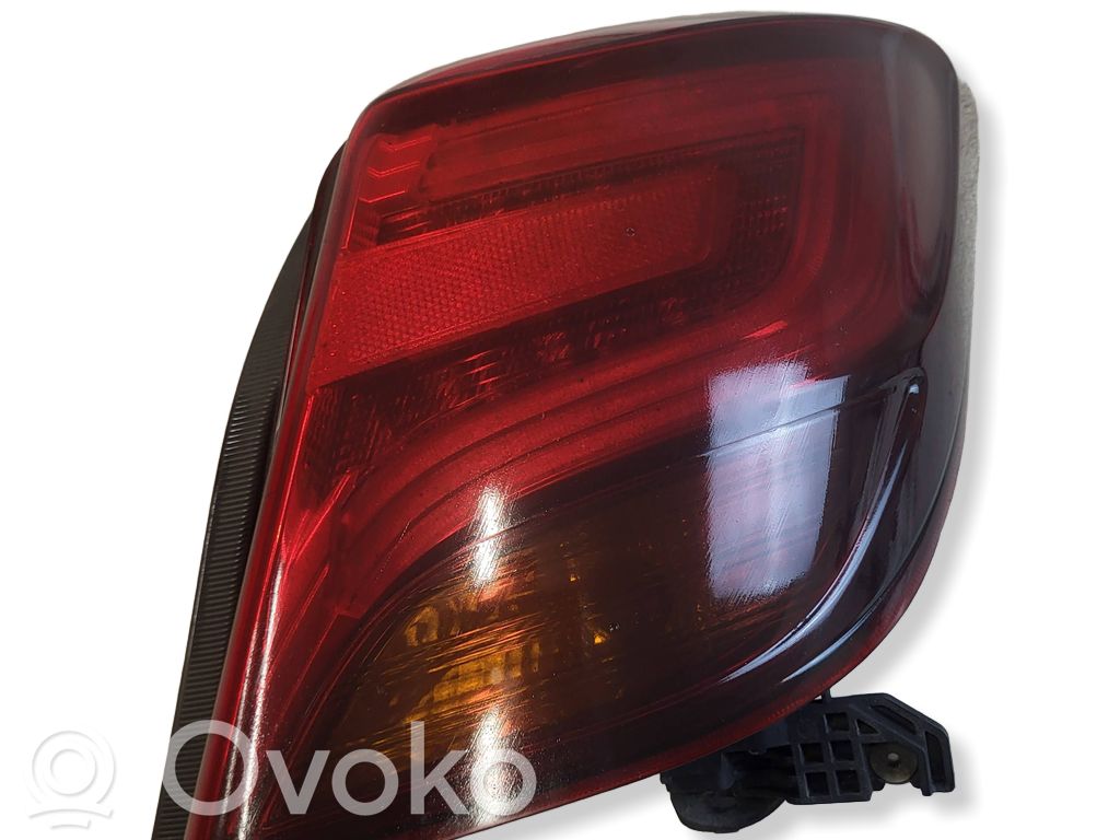 Toyota Yaris Lampa tylna 