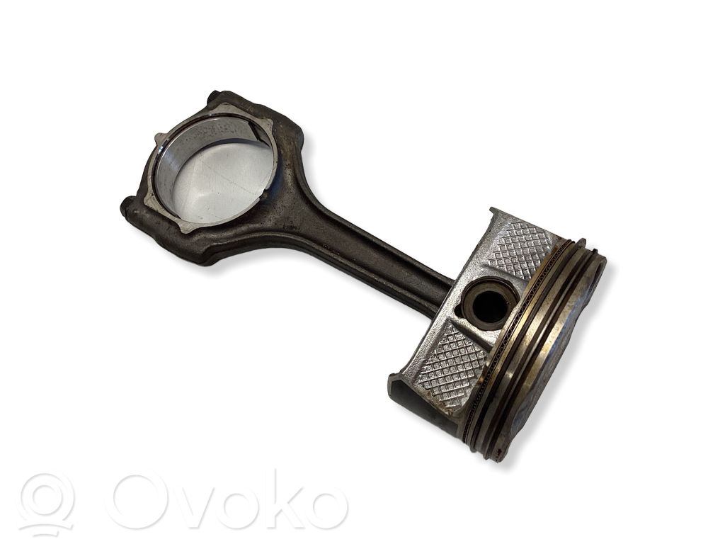 Dodge Challenger Piston 