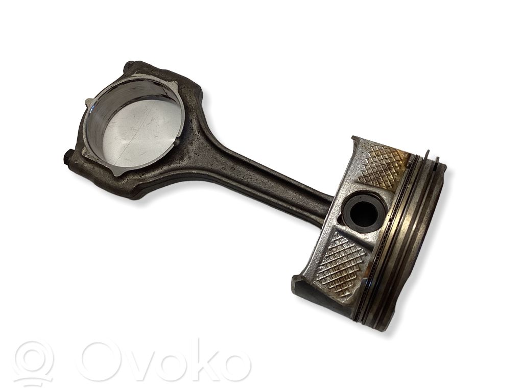 Dodge Challenger Piston 