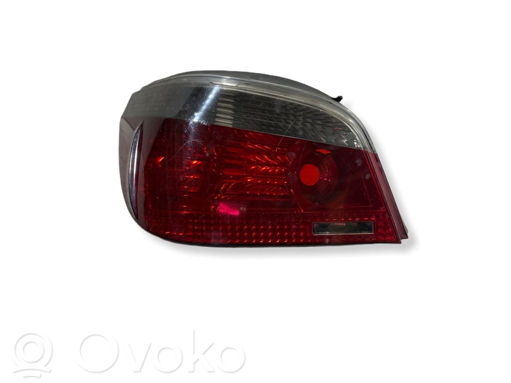 Rear/tail lights   7165737,E4342U,5VP008679058