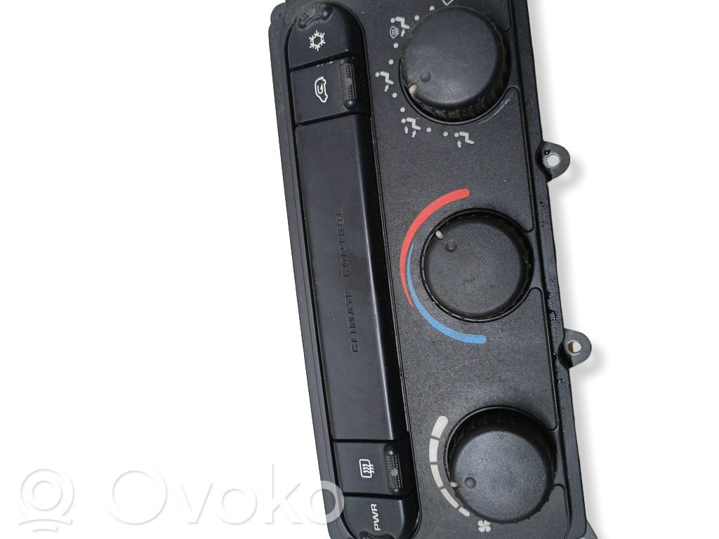 Chrysler Voyager Climate control unit 