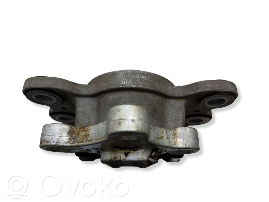 Volvo V70 Engine mount bracket 