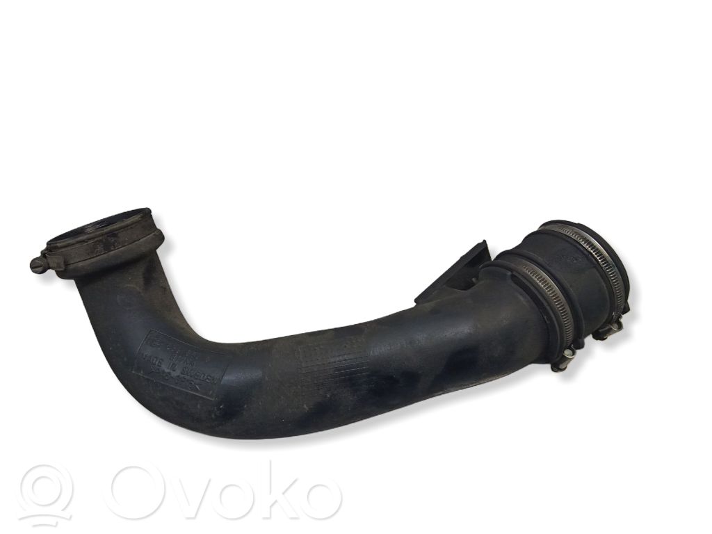 Volvo XC70 Interkūlera šļūtene (-es) / caurule (-es) 