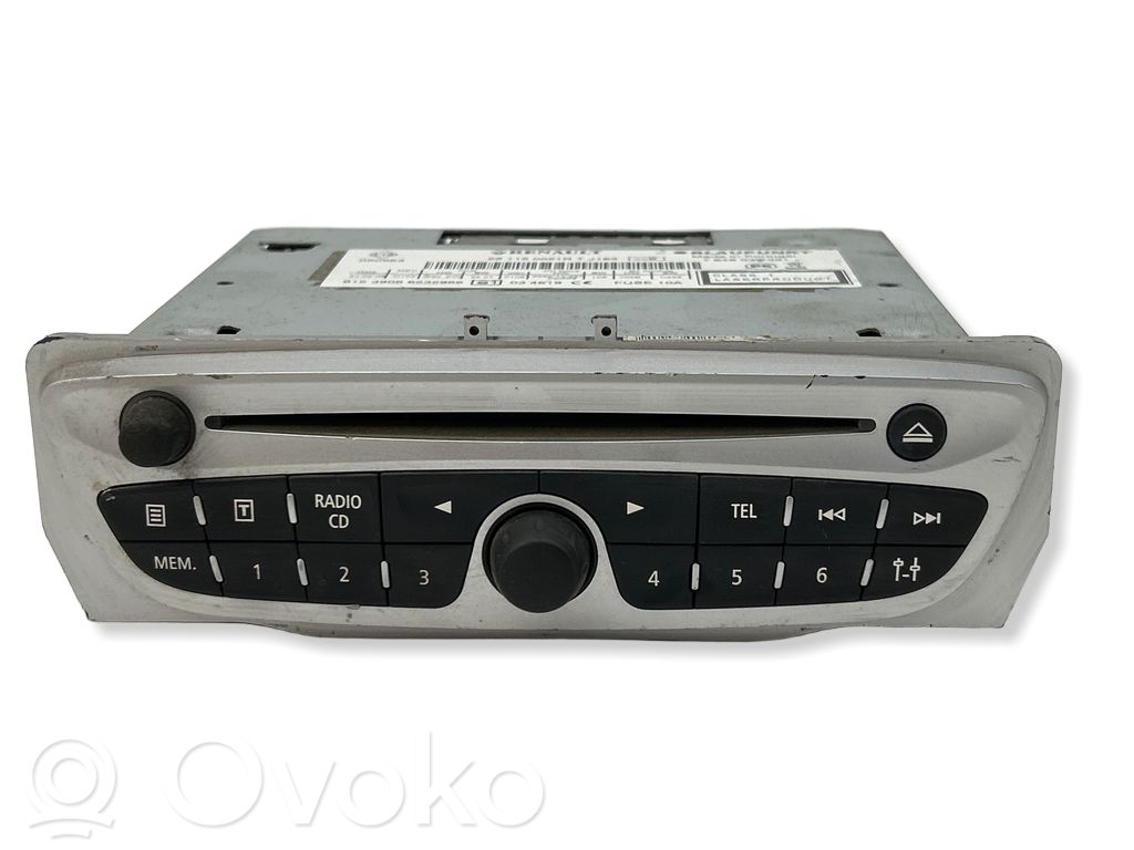 Panel / Radioodtwarzacz CD/DVD/GPS   281150021R,7648039391,81539086532966