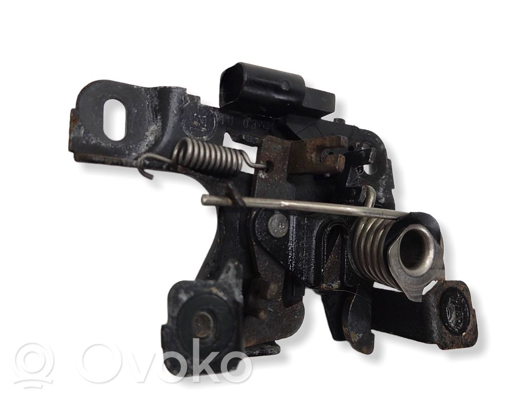 Audi A4 S4 B5 8D Serrure de capot 