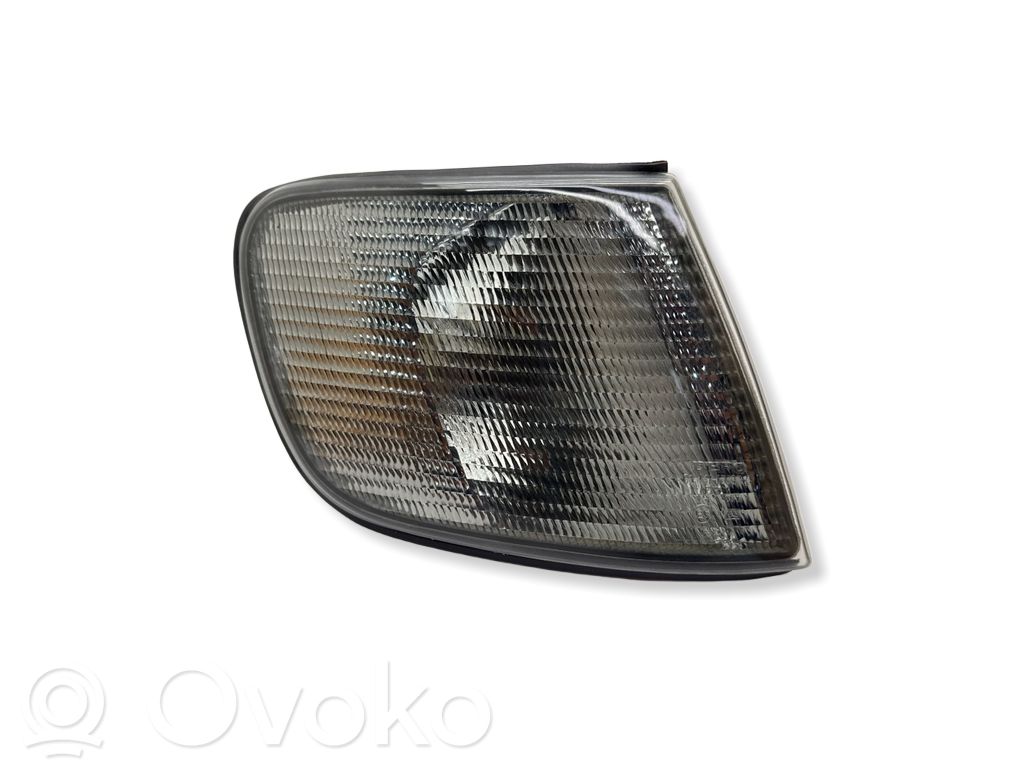 Audi 100 S4 C4 Frontblinker 