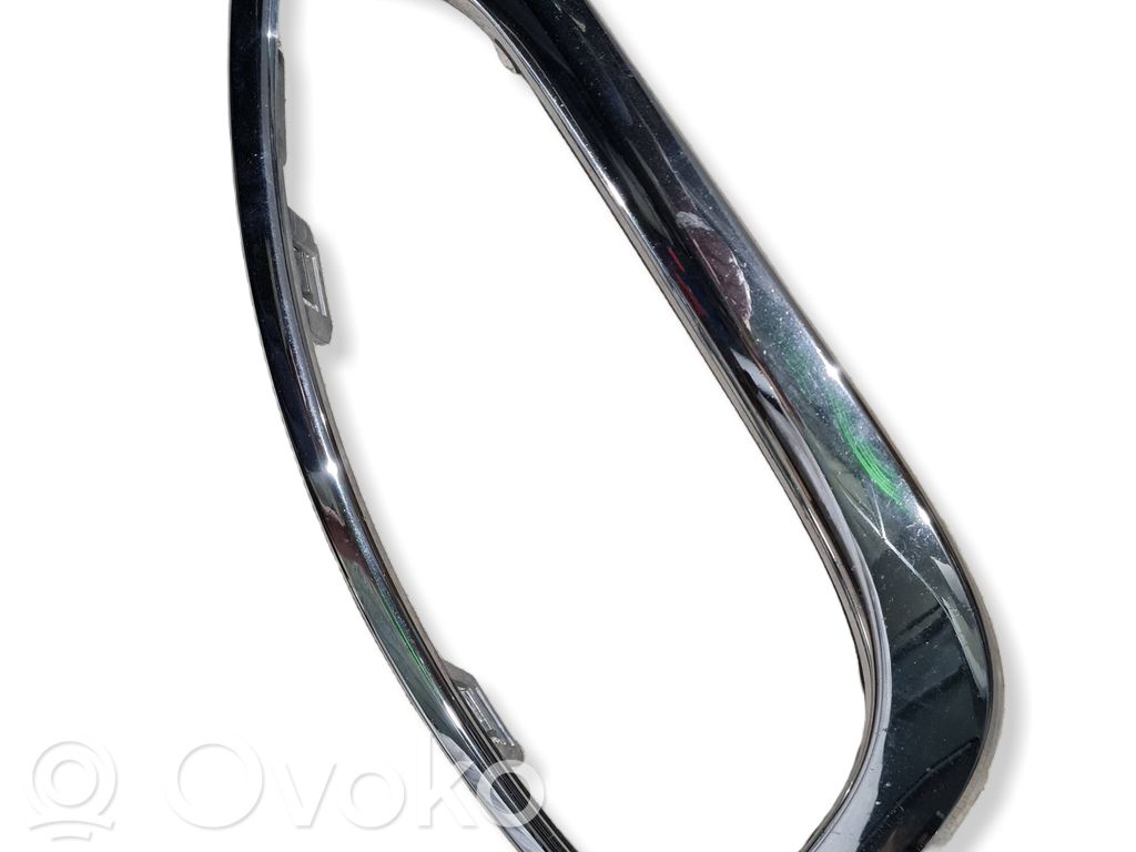 Chrysler Pacifica Etusumuvalon ritilä 