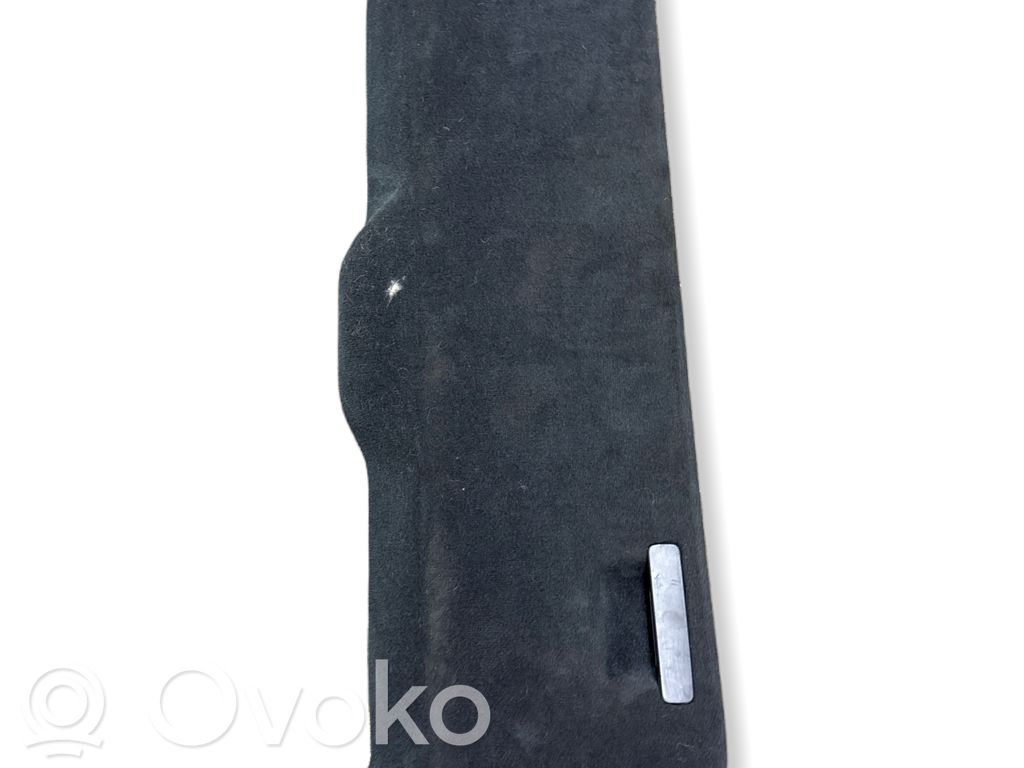 Tailgate trim   0060700