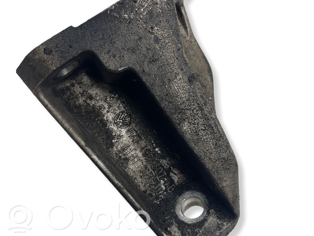 Volkswagen Phaeton Engine mounting bracket 