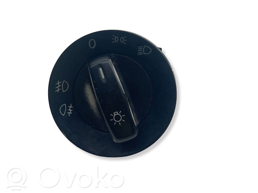 Volkswagen Touran I Interruptor de luz 