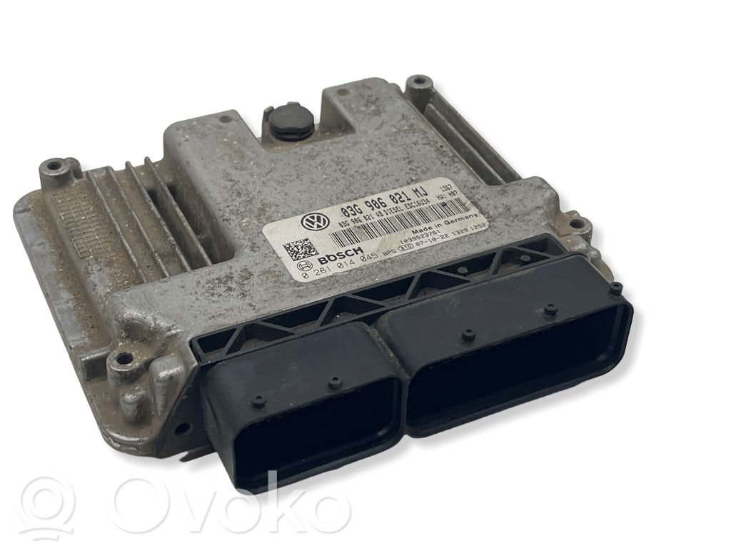 Volkswagen Touran I Engine control unit/module 