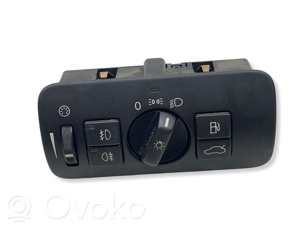 Light switch   30739402,060621A,04066321