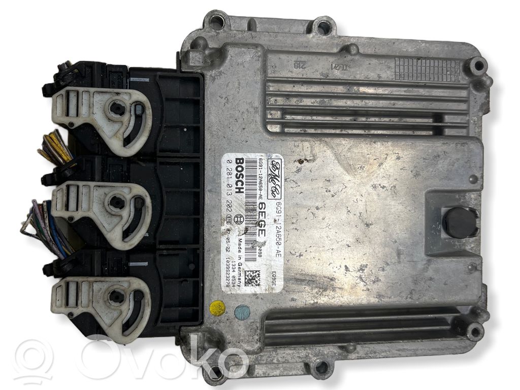 Land Rover Freelander 2 - LR2 Engine control unit/module 