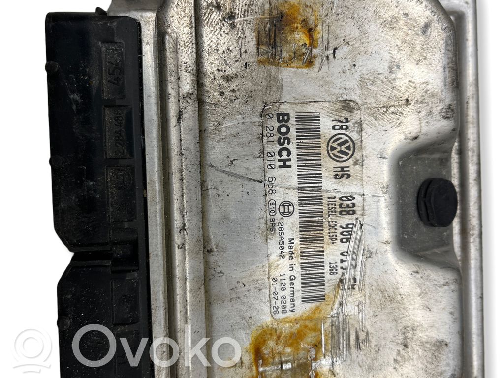 Volkswagen PASSAT B5.5 Engine control unit/module 