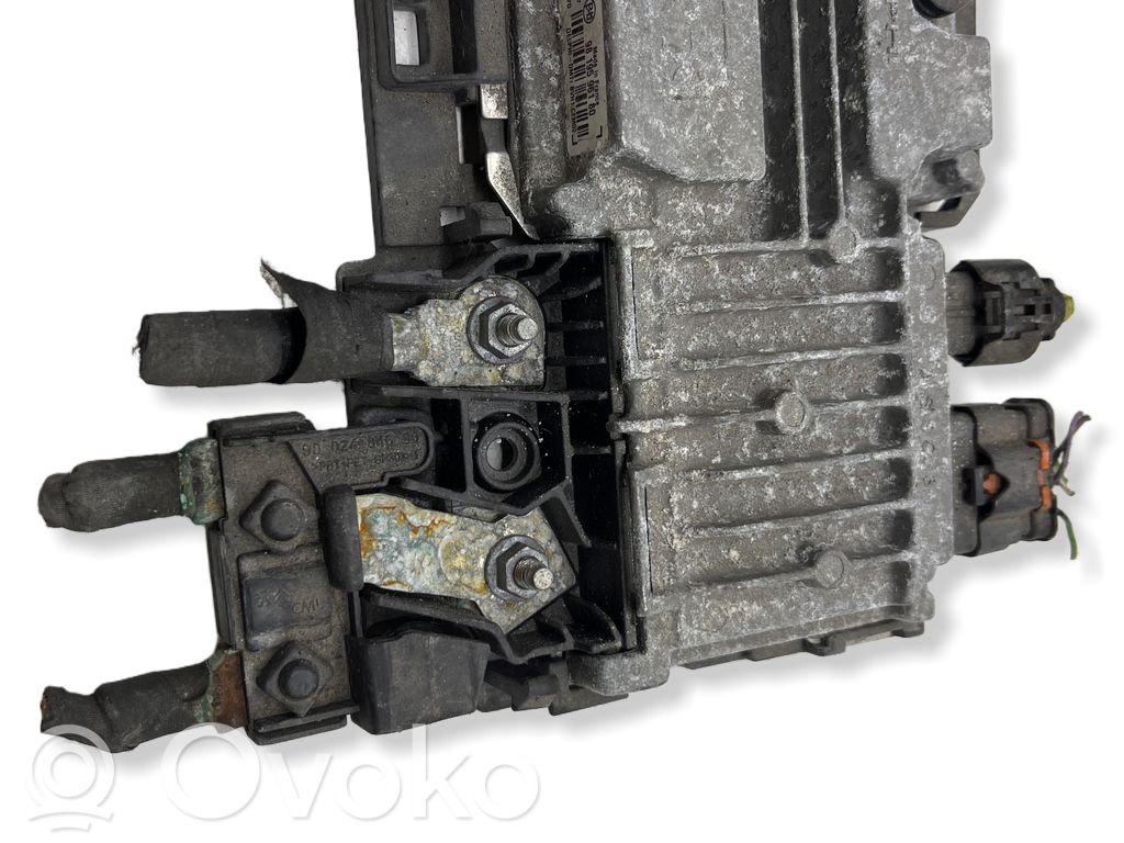 Peugeot 208 I Engine control unit/module 