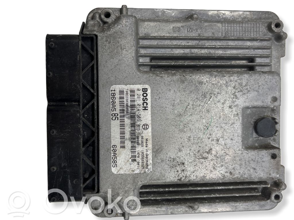 Renault Clio III Engine control unit/module 