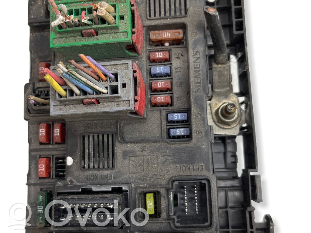 Peugeot 206+ Drošinātāju bloks 