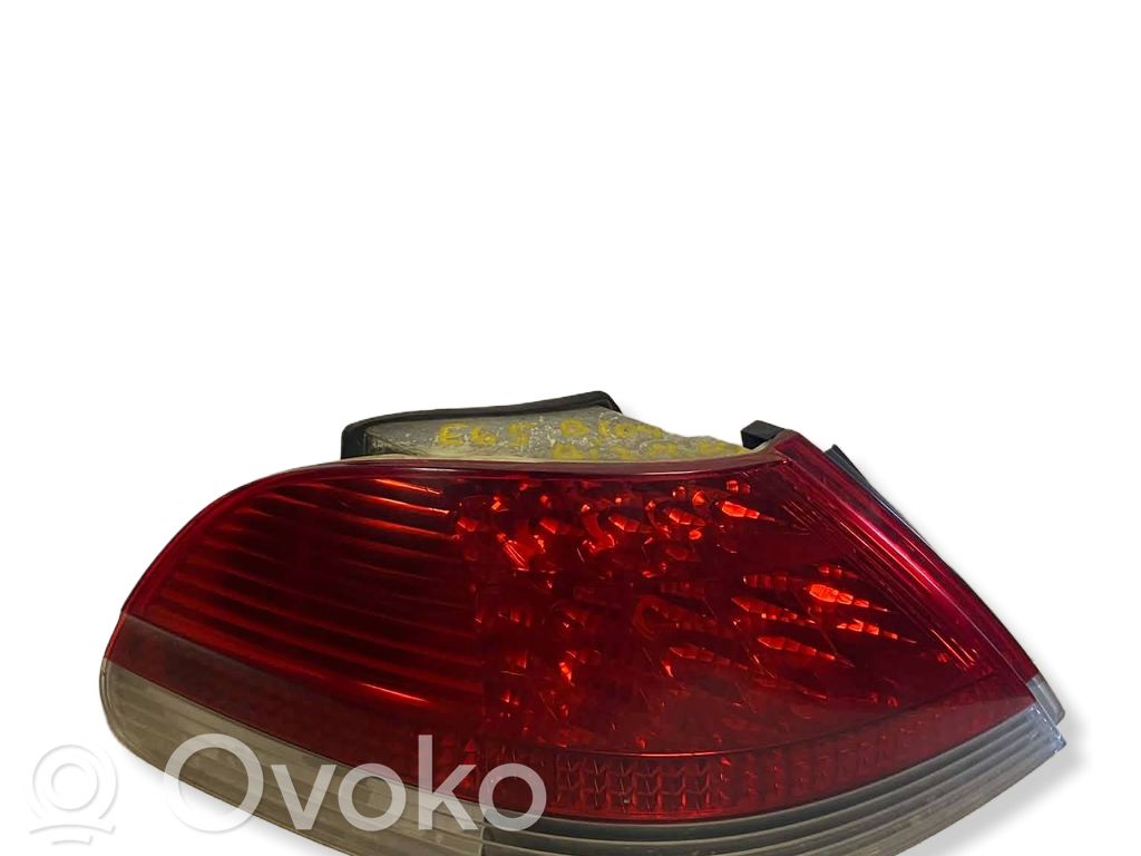 BMW 7 E65 E66 Aizmugurējais lukturis virsbūvē 