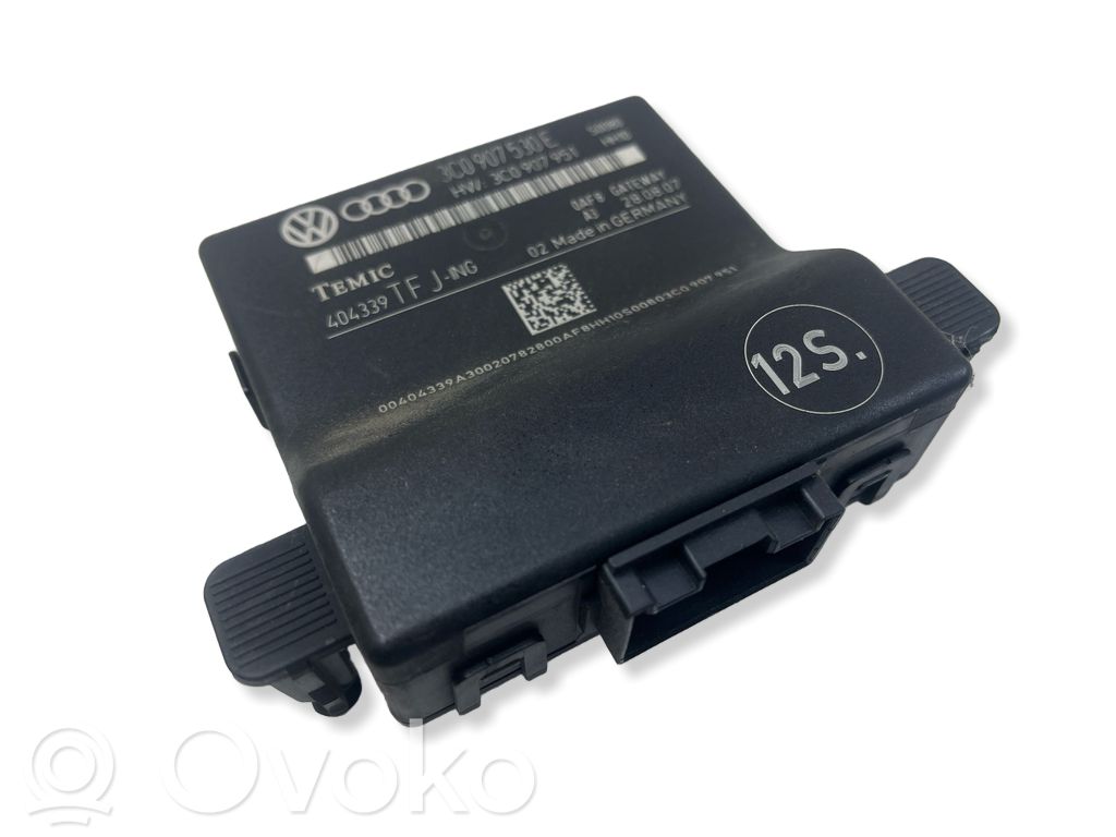 Volkswagen PASSAT B6 Moduł sterowania Gateway 
