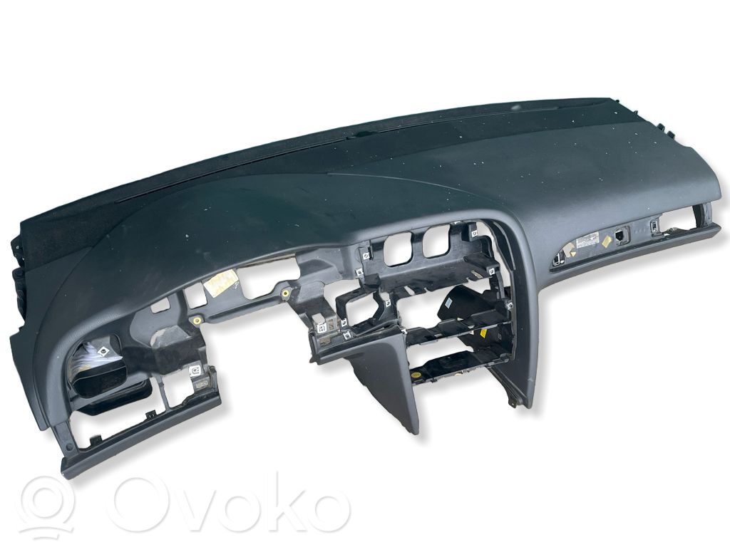 Audi A6 S6 C6 4F Panelė 